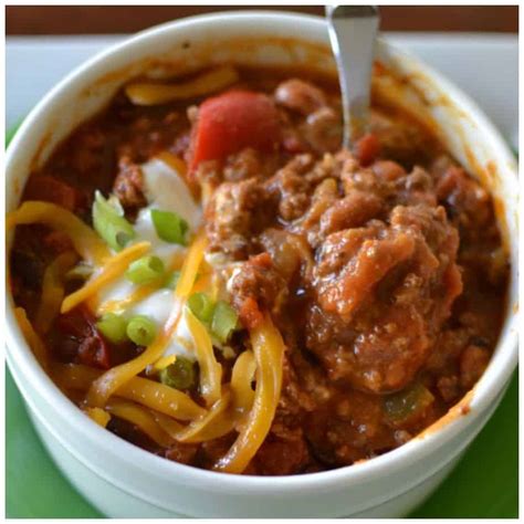Thick And Hearty Beef And Bean Chili Recipe Small Town Woman