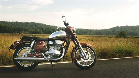 We also keep giving readers detailed reviews and. Jawa Bikes launched in India - Star of Mysore