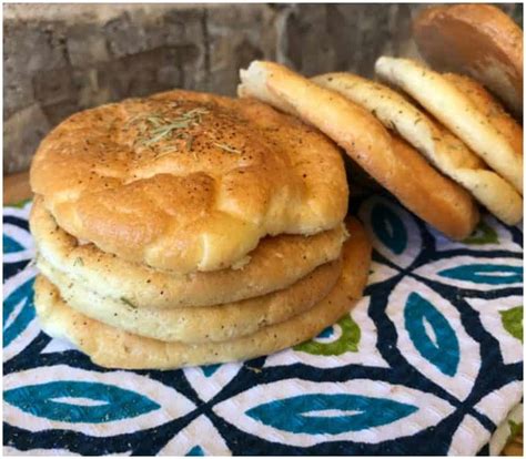 Low Carb Cloud Bread Recipe Made with Baking Soda (Baking Powder