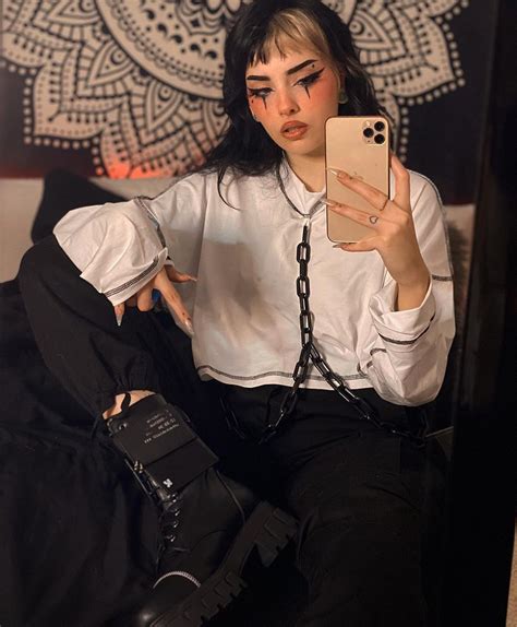 𝖆𝖑𝖑𝖈𝖚𝖙𝖊𝖌𝖎𝖗𝖑𝖘𝖍𝖊𝖗𝖊 In 2020 Goth Aesthetic Gothic Girls Goth Girls