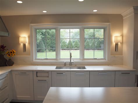 Large Window Kitchen Designs