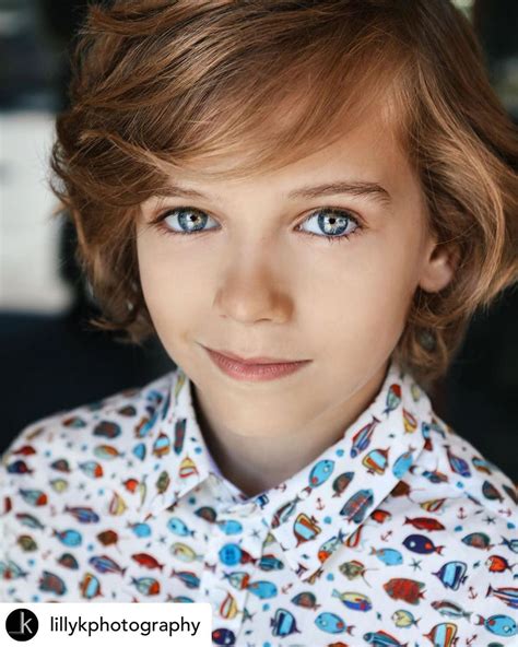 My name is gavin warren, a creative little artist who is in love with acting, modeling and helping other people. Picture of Gavin Warren in General Pictures - gavin-warren ...