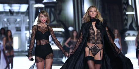 Taylor Swift Addresses Karlie Kloss Kissing Photos With A Whole Lot