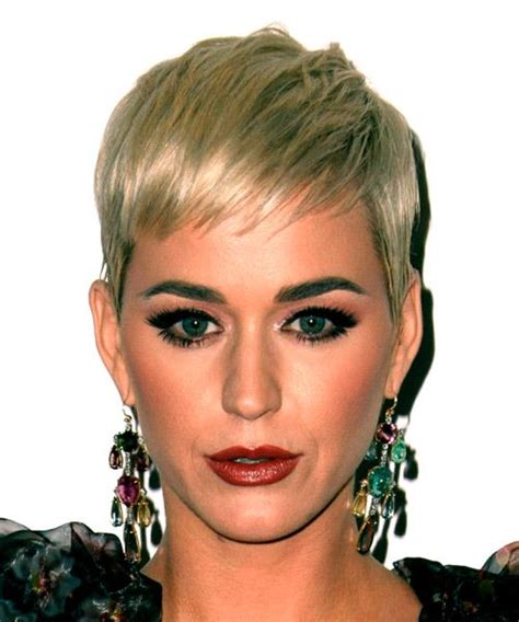 katy perry blonde pixie haircut with blunt cut bangs