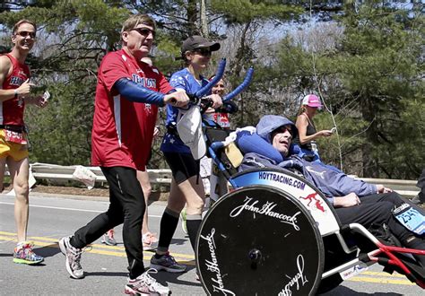 Dick Hoyt Who Pushed His Son’s Wheelchair In 32 Boston Marathons Dies At Age 80