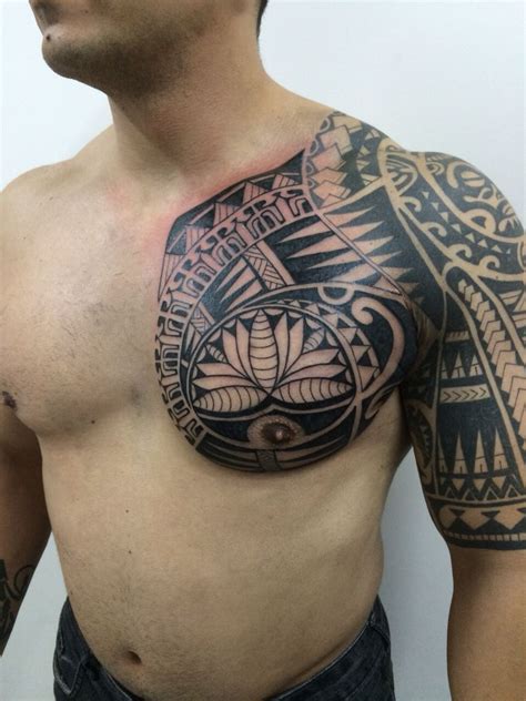 Maori Chest Tattoo Tatuagens
