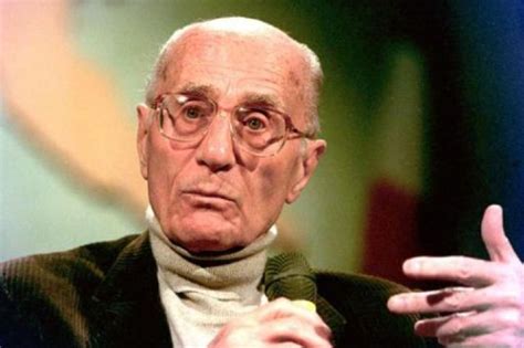 Indro montanelli, soltanto un giornalista. Chi era Indro Montanelli: curiosità sullo scrittore ...