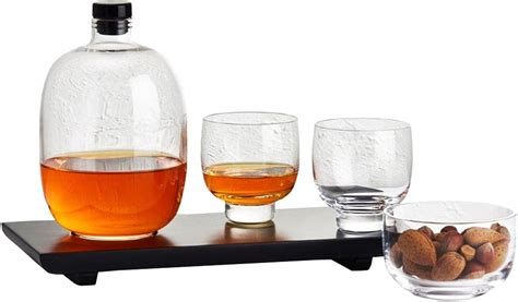 Amazon Com Nude Glass The Malt Whiskey Set Bottle 2 Tumblers