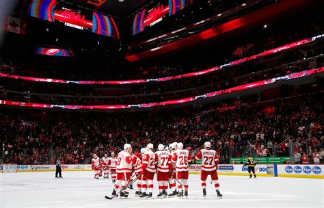 Detroit Red Wings Overcome Deficit To Beat Bruins In Ot 3 2