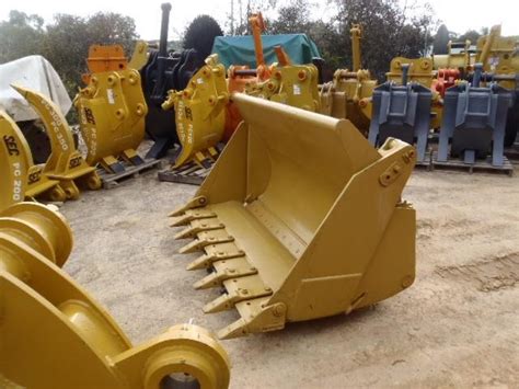 Caterpillar 4 In 1 Loader Bucket For Sale Or Hire