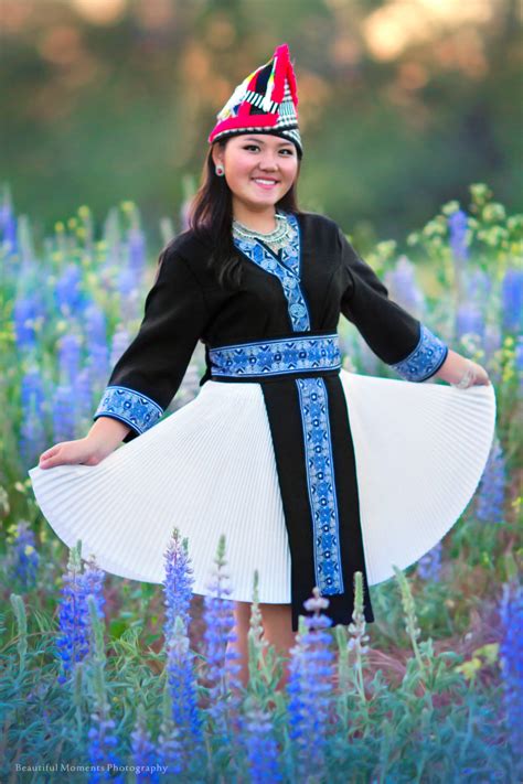 hmong-fashion-hmong-fashion-added-a-new-photo-with-facebook