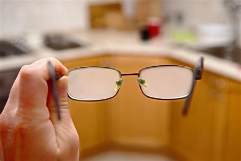 12 Struggles Only People Who Wear Glasses Understand Simplemost