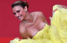 fernanda nip topless fappening cannes playcelebs slips malfunction