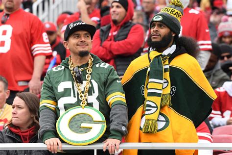 Veteran Bears Player Rips Obnoxious Green Bay Packers Fans The Spun Whats Trending In The