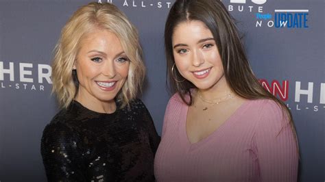 Kelly Ripa Made Eye Contact With Lola When She Walked In On Parents