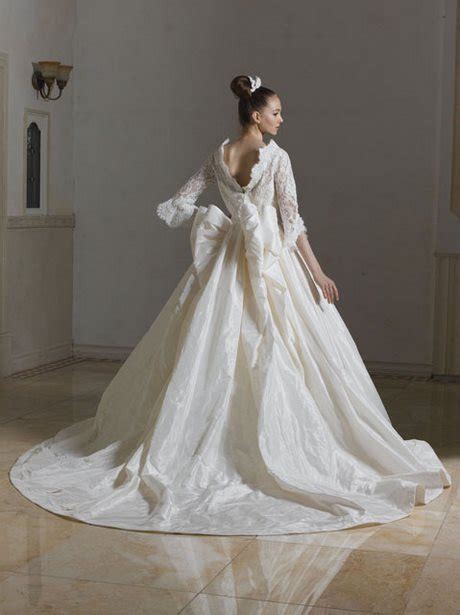 Scopri la collezione sposa pronovias. Abiti da sposa anni 80 immagini