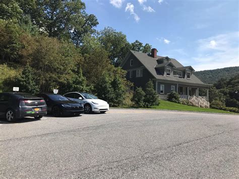 Omni Bedford Springs Resort | Bedford, PA | EV Station