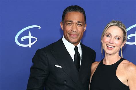 Gma Stars Tj Holmes And Amy Robach Caught In Cheating Scandal After Pda