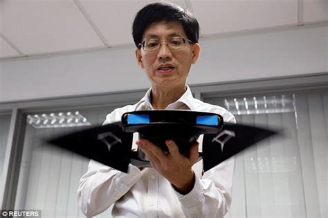 Singapore Researchers Manta Ray Underwater Robot Daily Mail Online