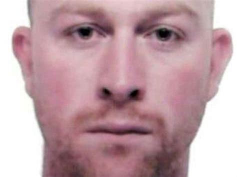 Kevin Parle: Manhunt for one of UK's most wanted fugitives switches to