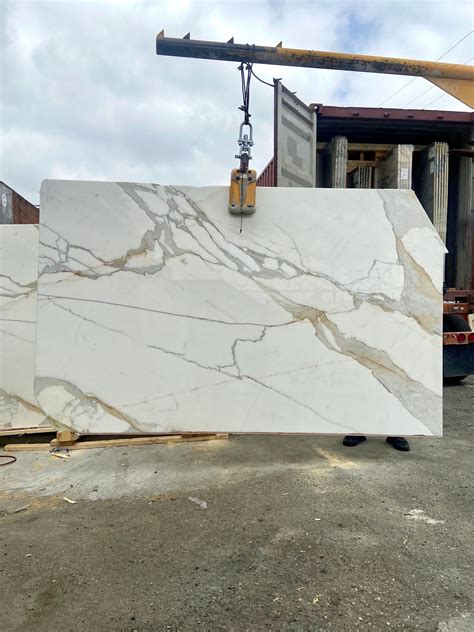 Exclusive White Marble Slabs Of Calacatta Borghini Gold Marble