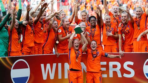 Holland Fire Their Way To Women S Euro 2017 Glory As Oranje Beat