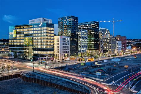 Oslo city was named the best nordic mall 2010 and this year's shopping center in norway in 2009. Oslo plans to make its city center free from cars in four ...