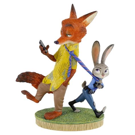 Buy Disney Showcase Nick Wilde And Judy Hopps From Zootopia Mydeal