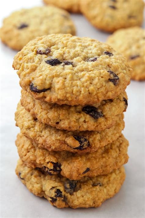 Easy gluten free oatmeal breakfast cookies are sweetened only with honey and a bit of applesauce. Quaker Vanishing Oatmeal Raisin Cookies Recipe in 2020 | Vanishing oatmeal raisin cookies ...