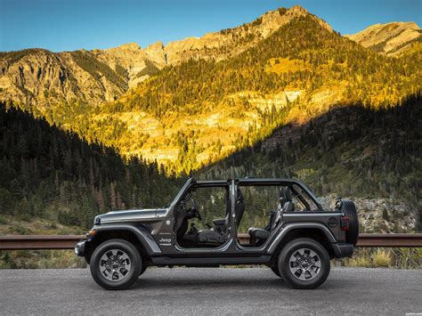 Fotos De Jeep Wrangler Unlimited Sahara Usa 2018