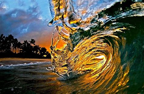 Beautiful Waves 20 Pics