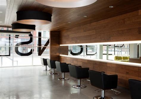 It's shampoo, conditioner and a scalp spray that set your scalp up for optimal hair growth and strength. The MEN'S SPA is a hip and modern hair salon for men ...