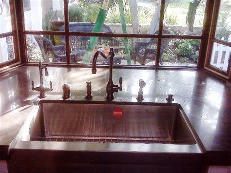 Our selection of kitchen cabinet hardware includes kitchen doorknobs, kitchen door handles, accessories and everything you need to dress up new or existing cabinets. Kitchen Cabinets Los Angeles | California Cabinets ...