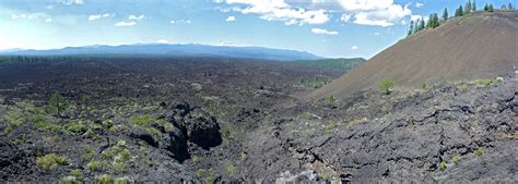 Lava Butte And Lava River Cave Newberry National Volcanic Monument Oregon