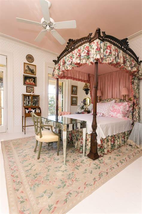 Patricia Altschul S Home In Charleston Home Design The Glam Pad Charleston Homes House