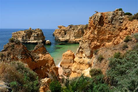 É bom viver no algarve. Albufeira, Algarve | Forces Travel