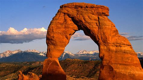 17 (tower b), 15 (tower c) and 33 (tower a) storeys respectively sitting on an. Arches National Park Figures From The Rocks Of Nature Hd ...
