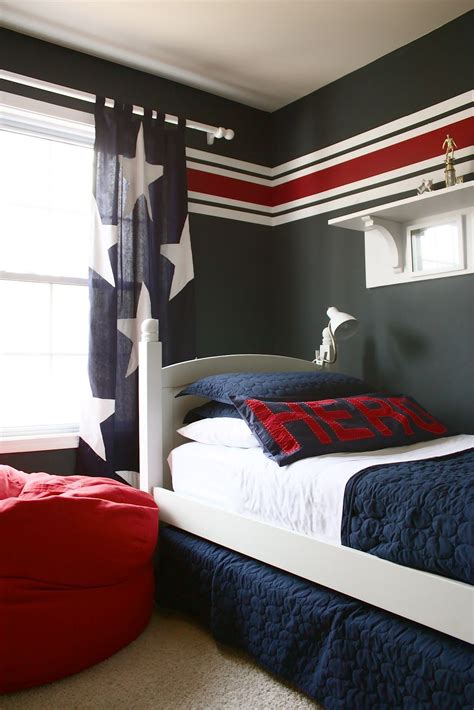 Add some nautical elements to mimic the appearance of a ship's cabin. No-Sew DIY Star Drapes~Tutorial | Boy bedroom design ...