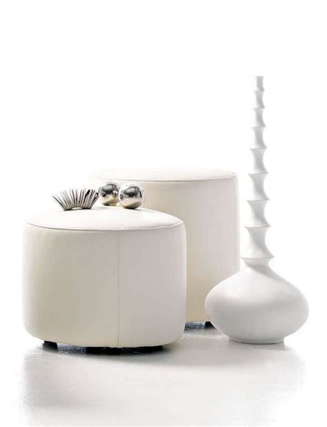 12 değerlendirme ve 23 fotoğraf booking.com'da sizi bekliyor. Pouf moderno - CAPRAIA - Rosini - in tessuto / in pelle ...