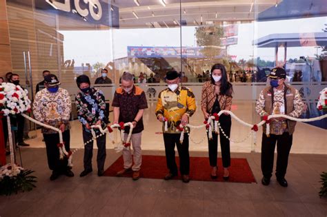 Lot 691 tai hong village kota tinggi 81900 johor malaysia. Aneh, Masih Tinggi Kasus Covid-19, Wali Kota Depok ...