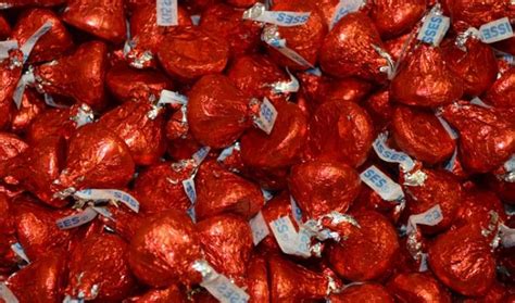 Red Hersheys Kisses 3 Lb Candy Favorites