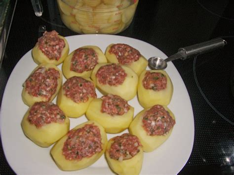 Gefüllte Kartoffeln mit Hack Rezept mit Bild von Hobbykochen