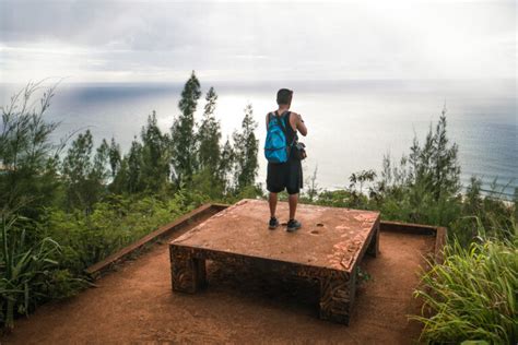 Ehukai Pillbox Hike On The North Shore Of Oahu Hawaii