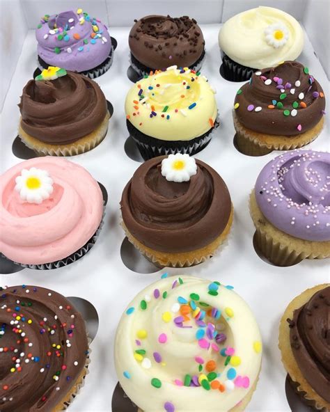 Cake decorator jobs toronto, on. Sunday cupcake goals! Tag a friend who has a cupcake in their future. 🧁 #magnoliabakery # ...