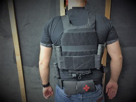 Check spelling or type a new query. REVIEW: Ferro Concepts The Slickster™ Plate Carrier ...