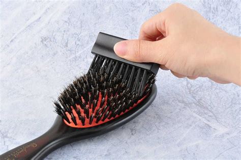 If you maintain your hair products, you'll be able to prevent a greasy scalp and tangled hair. How to Clean Hairbrushes And Combs in 4 Easy Steps - Cool ...