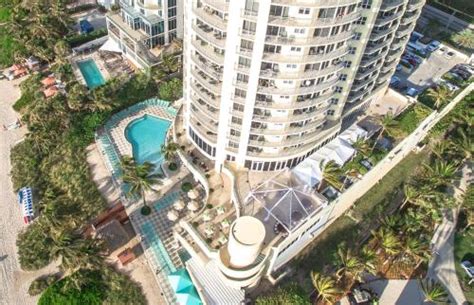 Doubletree By Hilton Ocean Point Resort North Miami Beach Sunny