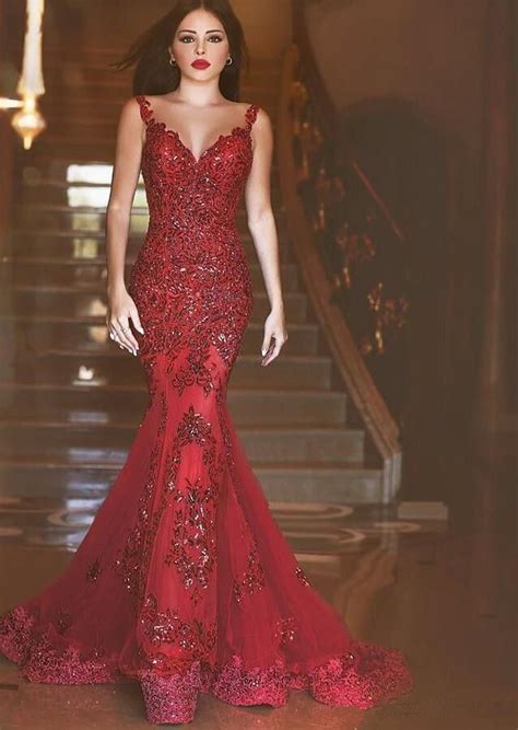 2016 Elegant Wine Colored Prom Dresses Mermaid Sheer Illusion Back Sequin Lace Sexy Burgundy