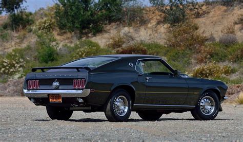 10 Best Classic Muscle Cars To Own