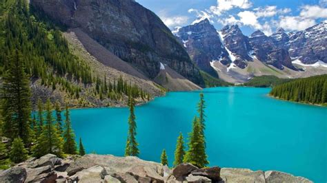 شاهد بالصور 8 من أجمل البحيرات في كندا موسوعة المسافر